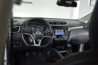 Sell Nissan Qashqai 2018 - 19450 EUR, 106000 km - AUTO.MOTO.pt