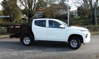 Sell Mitsubishi L200 2022 - 33990 EUR, 13000 km - AUTO.MOTO.pt