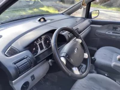 Vendo Ford Galaxy 2001 - 3250 EUR, 360000 km - AUTO.MOTO.pt