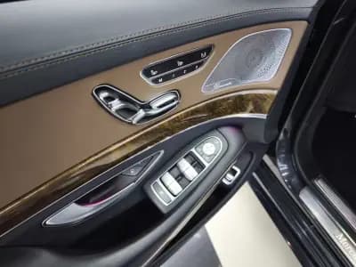 Sell Mercedes-Benz S 500 2015 - 49950 EUR, 179351 km - AUTO.MOTO.pt