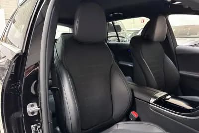 Sell Mercedes-Benz C 300 2023 - 41950 EUR, 23879 km - AUTO.MOTO.pt