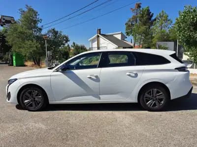 Vendo Peugeot 308 SW 2023 - 21990 EUR, 116470 km - AUTO.MOTO.pt