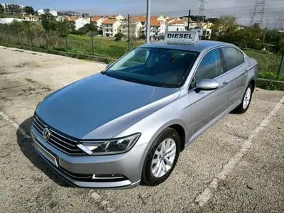 Vendo Volkswagen Passat 2019 - 18950 EUR, 155079 km - AUTO.MOTO.pt