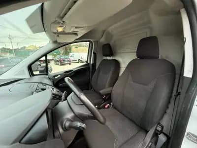 Sell Ford Transit Courier 2019 - 9990 EUR, 169990 km - AUTO.MOTO.pt