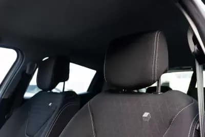 Sell Renault Clio 2017 - 11999 EUR, 138000 km - AUTO.MOTO.pt