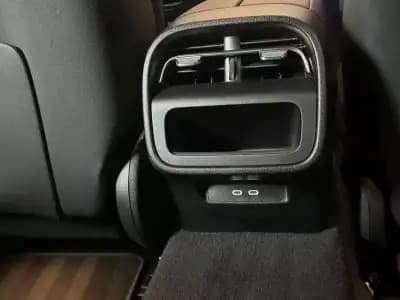 Vendo Mercedes-Benz E 220 2024 - 55980 EUR, 29555 km - AUTO.MOTO.pt