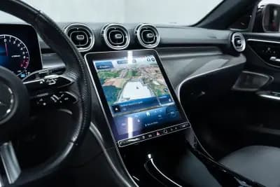 Vendo Mercedes-Benz C 300 2022 - 42950 EUR, 63000 km - AUTO.MOTO.pt