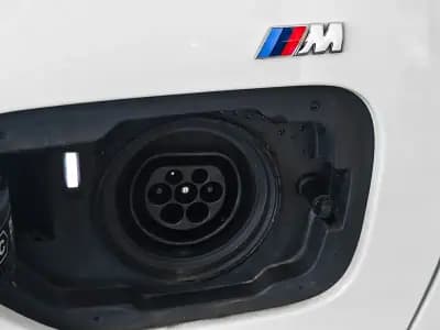 Sell BMW 330 2021 - 35000 EUR, 85000 km - AUTO.MOTO.pt