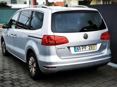Vendo Volkswagen Sharan 2014 - 17950 EUR, 179800 km - AUTO.MOTO.pt