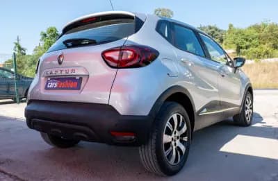 Vendo Renault Captur 2019 - 12500 EUR, 181000 km - AUTO.MOTO.pt