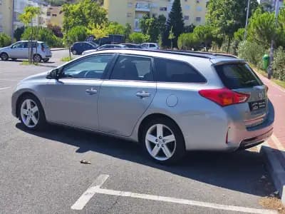 Vendo Toyota Auris Touring Sports 2015 - 12980 EUR, 229000 km - AUTO.MOTO.pt