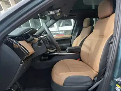 Vendo Land Rover Range Rover Sport 2023 - 129990 EUR, 20427 km - AUTO.MOTO.pt