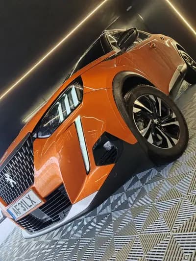 Vendo Peugeot 2008 2021 - 19750 EUR, 134592 km - AUTO.MOTO.pt