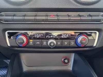 Vendo Audi A3 Sportback 2013 - 15990 EUR, 174000 km - AUTO.MOTO.pt