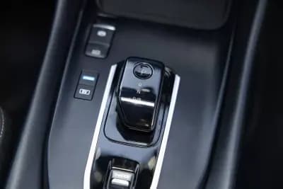 Vendo Nissan Qashqai 2024 - 28900 EUR, 58470 km - AUTO.MOTO.pt