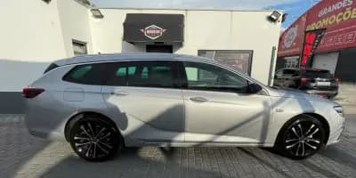 Sell Opel Insignia Sports Tourer 2020 - 21450 EUR, 125476 km - AUTO.MOTO.pt