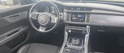 Sell Jaguar XF Sportbrake 2017 - 19750 EUR, 195000 km - AUTO.MOTO.pt