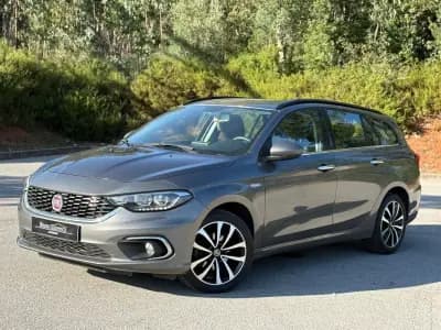Vendo Fiat Tipo Station Wagon 2018 - 12900 EUR, 94406 km - AUTO.MOTO.pt