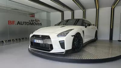 Sell Nissan GT-R 2017 - 149900 EUR, 50238 km - AUTO.MOTO.pt