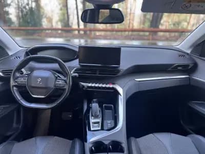 Vendo Peugeot 3008 2021 - 23500 EUR, 113156 km - AUTO.MOTO.pt