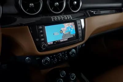 Sell Ferrari FF 2013 - 245000 EUR, 33494 km - AUTO.MOTO.pt