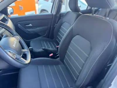 Sell Dacia Duster 2023 - 21900 EUR, 102605 km - AUTO.MOTO.pt