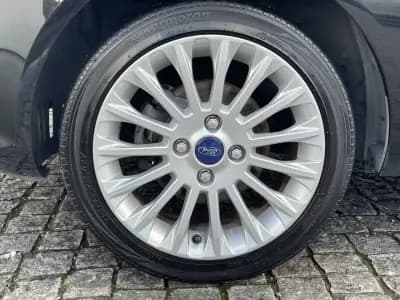 Sell Ford Fiesta 2011 - 7500 EUR, 91446 km - AUTO.MOTO.pt