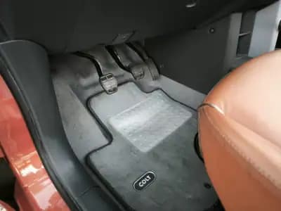 Sell Mitsubishi Colt 2007 - 8950 EUR, 22671 km - AUTO.MOTO.pt