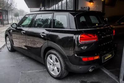 Vendo MINI Clubman 2021 - 18990 EUR, 114563 km - AUTO.MOTO.pt