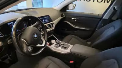 Vendo BMW 330 2021 - 22500 EUR, 213862 km - AUTO.MOTO.pt
