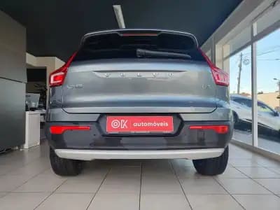 Vendo Volvo XC 40 2019 - 23850 EUR, 132000 km - AUTO.MOTO.pt