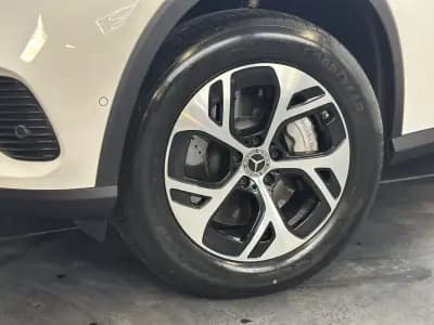 Sell Mercedes-Benz GLC 300 2024 - 66500 EUR, 12000 km - AUTO.MOTO.pt