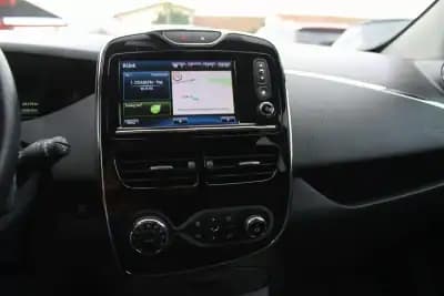 Sell Renault Zoe 2018 - 13750 EUR, 94000 km - AUTO.MOTO.pt