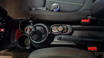 Vendo MINI 2016 - 11850 EUR, 153106 km - AUTO.MOTO.pt