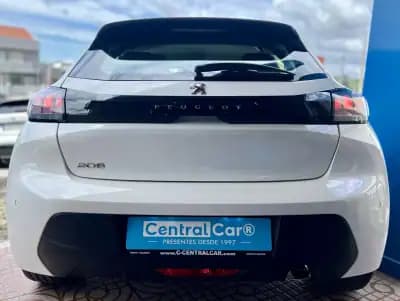 Vendo Peugeot 208 2022 - 15950 EUR, 71000 km - AUTO.MOTO.pt