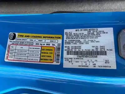 Vendo Ford Mustang 2015 - 34400 EUR, 96000 km - AUTO.MOTO.pt