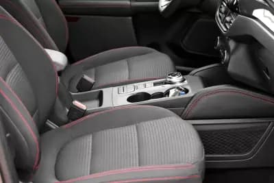 Vendo Ford Kuga 2022 - 29900 EUR, 80756 km - AUTO.MOTO.pt