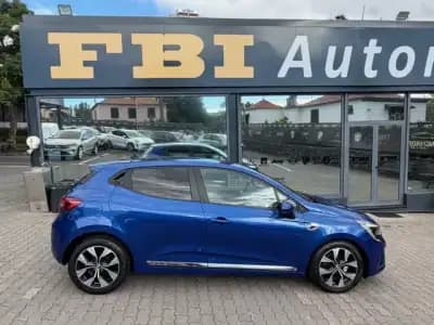 Vendo Renault Clio 2021 - 14500 EUR, 91360 km - AUTO.MOTO.pt