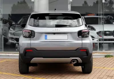 Sell Jeep Avenger 2025 - 23750 EUR, 20000 km - AUTO.MOTO.pt