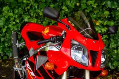 Vendo mota Honda VTR 2002 - 9900 EUR, 65000 km - AUTO.MOTO.pt