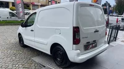 Sell Citroën Berlingo 1.6 HDI Attraction 2018 - 9990 EUR, 159980 km - AUTO.MOTO.pt