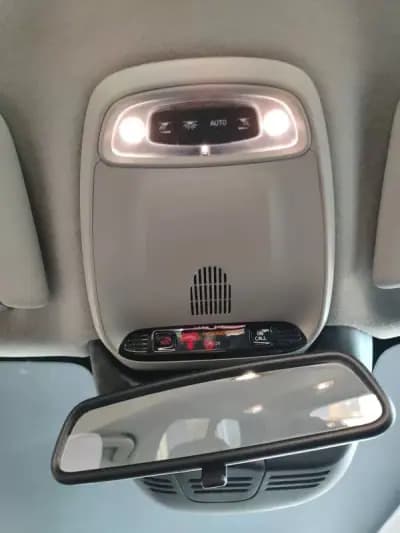 Vendo Volvo XC 40 2023 - 37650 EUR, 24400 km - AUTO.MOTO.pt