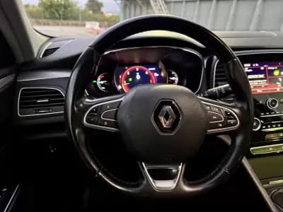 Sell Renault Talisman Sport Tourer 2018 - 14500 EUR, 160000 km - AUTO.MOTO.pt