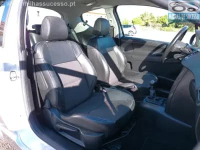 Sell Peugeot 207 2007 - 6000 EUR, 115000 km - AUTO.MOTO.pt