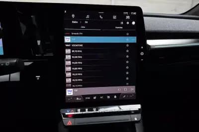 Vendo Renault Mégane E-Tech 2023 - 24450 EUR, 60913 km - AUTO.MOTO.pt