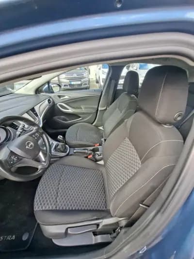 Vendo Opel Astra 2017 - 13000 EUR, 99950 km - AUTO.MOTO.pt