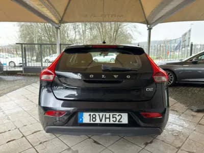 Sell Volvo V40 2014 - 10950 EUR, 203325 km - AUTO.MOTO.pt