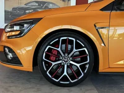 Sell Renault Mégane 2019 - 49990 EUR, 11812 km - AUTO.MOTO.pt
