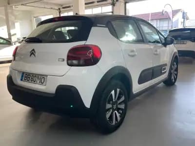 Vendo Citroën C3 2022 - 13900 EUR, 90035 km - AUTO.MOTO.pt