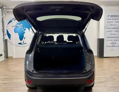 Vendo Citroën C4 Spacetourer 2020 - 24980 EUR, 65900 km - AUTO.MOTO.pt